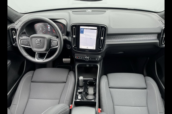 Volvo XC40 1.5 T4 Recharge Inscription Expression | Trekhaak! | Rijklaar geleverd incl 12 maanden BOVAG garantie! |