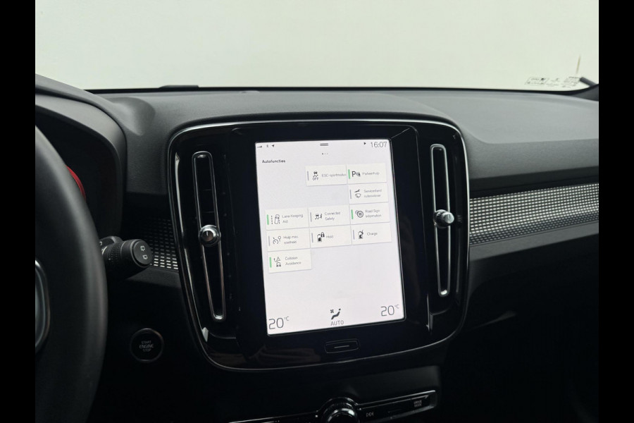 Volvo XC40 1.5 T4 Recharge Inscription Expression | Trekhaak! | Rijklaar geleverd incl 12 maanden BOVAG garantie! |