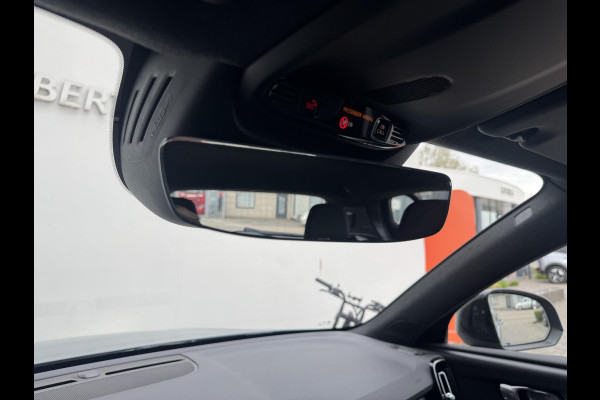 Volvo XC40 1.5 T4 Recharge Inscription Expression | Trekhaak! | Rijklaar geleverd incl 12 maanden BOVAG garantie! |