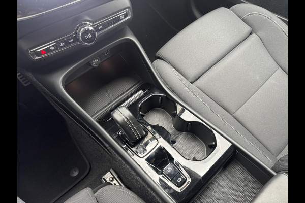 Volvo XC40 1.5 T4 Recharge Inscription Expression | Trekhaak! | Rijklaar geleverd incl 12 maanden BOVAG garantie! |