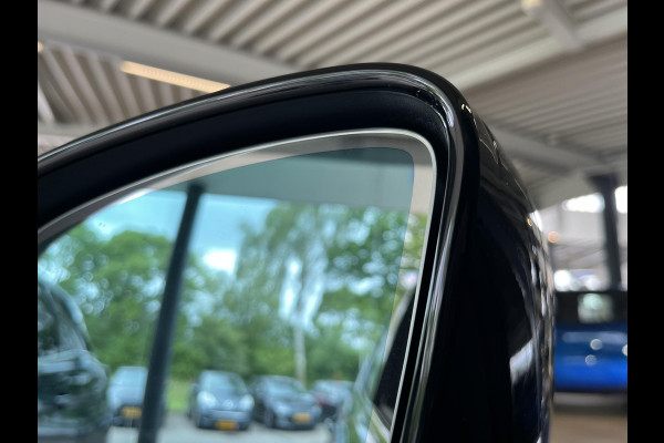 Volvo XC40 1.5 T4 Recharge Inscription Expression | Trekhaak! | Rijklaar geleverd incl 12 maanden BOVAG garantie! |