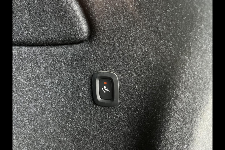 Volvo XC40 1.5 T4 Recharge Inscription Expression | Trekhaak! | Rijklaar geleverd incl 12 maanden BOVAG garantie! |