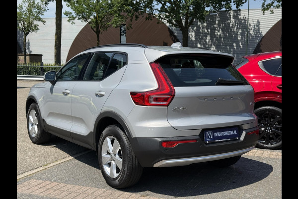 Volvo XC40 1.5 T2 Essential VAN: 32.900,- VOOR: 30.877,- UW WKVOORDEEL: 2.023,-| WINTERPAKKET STOEL + STUURVERWARMING| CARPLAY| ACHTERUITRIJCAMERA