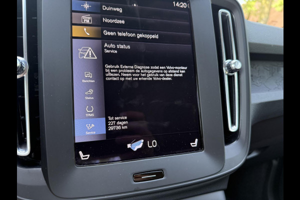 Volvo XC40 1.5 T2 Essential VAN: 32.900,- VOOR: 30.877,- UW WKVOORDEEL: 2.023,-| WINTERPAKKET STOEL + STUURVERWARMING| CARPLAY| ACHTERUITRIJCAMERA