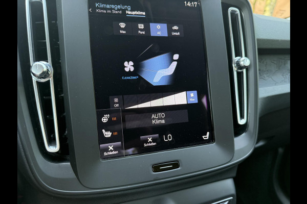 Volvo XC40 1.5 T2 Essential VAN: 32.900,- VOOR: 30.877,- UW WKVOORDEEL: 2.023,-| WINTERPAKKET STOEL + STUURVERWARMING| CARPLAY| ACHTERUITRIJCAMERA