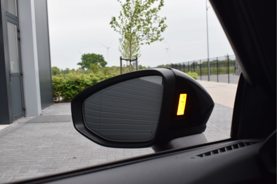 Audi S3 Sportback 2.0 TFSI 310pk Quattro | Pano | Head-Up | B&O | Camera