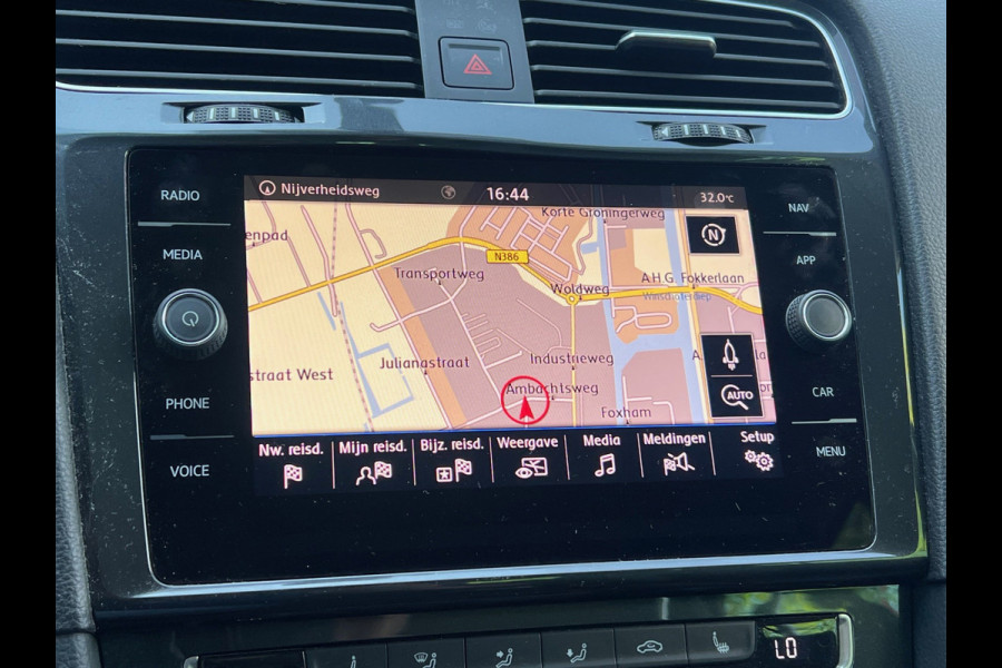 Volkswagen Golf Variant BWJ 2019 | 1.5TSI 131PK Comfortline Bus | TREKHAAK | CLIMA | STOELVERW | NAVI | PDC 2X | CARPLAY |