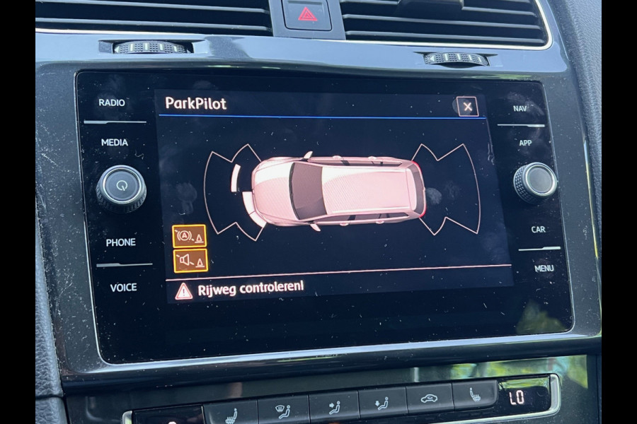 Volkswagen Golf Variant BWJ 2019 | 1.5TSI 131PK Comfortline Bus | TREKHAAK | CLIMA | STOELVERW | NAVI | PDC 2X | CARPLAY |