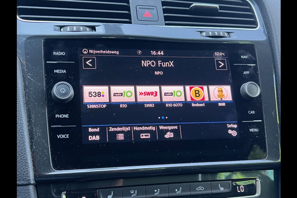 Volkswagen Golf Variant BWJ 2019 | 1.5TSI 131PK Comfortline Bus | TREKHAAK | CLIMA | STOELVERW | NAVI | PDC 2X | CARPLAY |