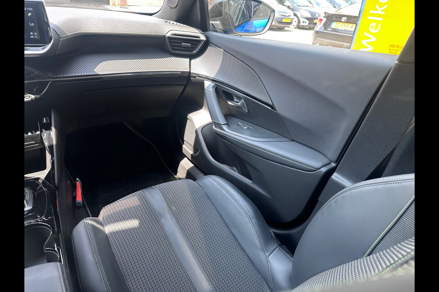 Peugeot 2008 1.2 PureTech GT-Line 1e EIG / NAP / ACC / LANE / AUTO