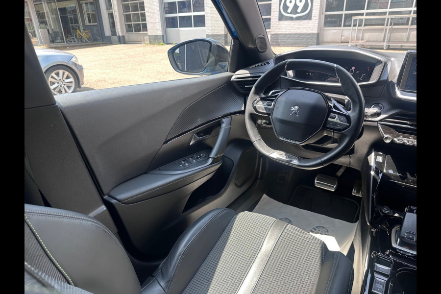 Peugeot 2008 1.2 PureTech GT-Line 1e EIG / NAP / ACC / LANE / AUTO