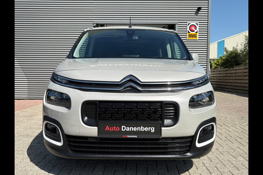 Citroën Berlingo XL 1.2 PureTech Shine 7p. AUTOMAAT,CAMERA,Car-play,Cruis,Clima,Stoelverwarming,WeinigKM.Garantie