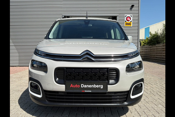 Citroën Berlingo XL 1.2 PureTech Shine 7p. AUTOMAAT,CAMERA,Car-play,Cruis,Clima,Stoelverwarming,WeinigKM.Garantie