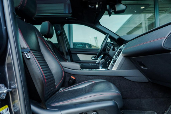 Land Rover Discovery Sport P300e 1.5 R-Dynamic HSE / Pano / Trekhaak / Dealer Ond / 1 Eig / Meridian Surround