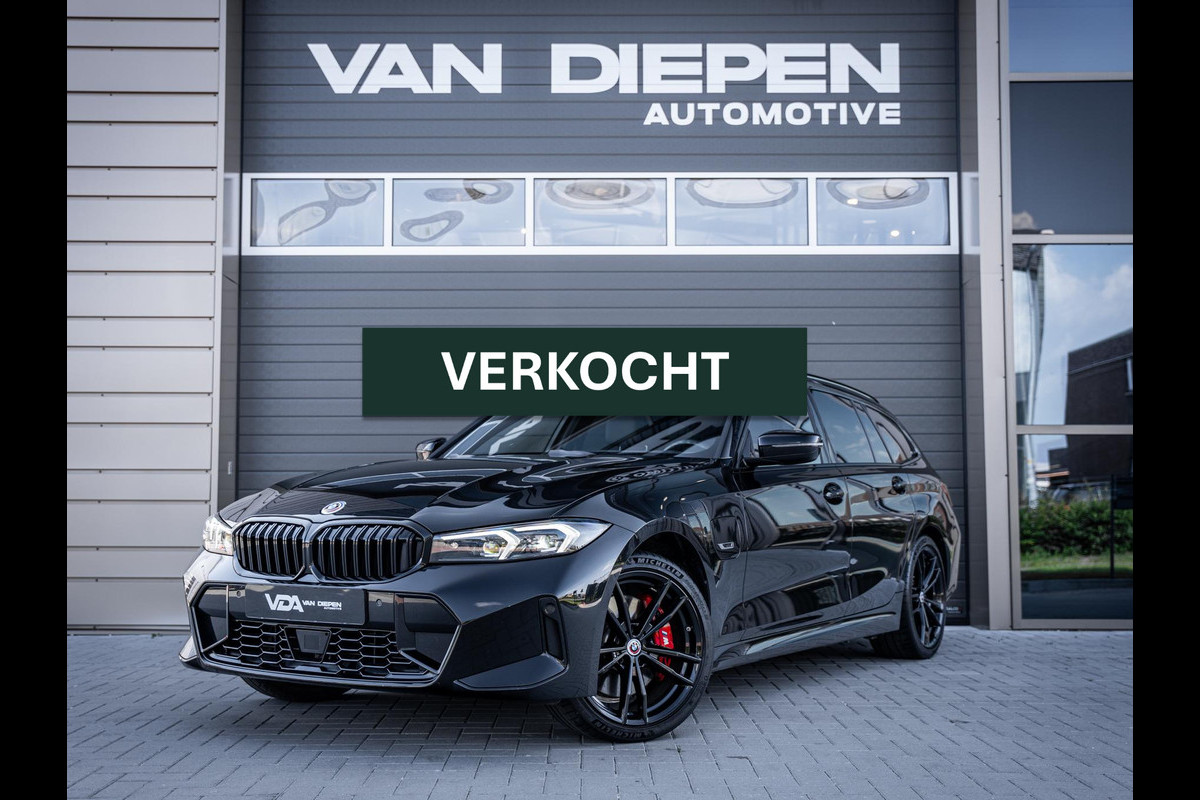 BMW 3 Serie Touring 330e xDrive M-Sport l LCI l HUD l Carbon l Pano l Trekhaak l Memory
