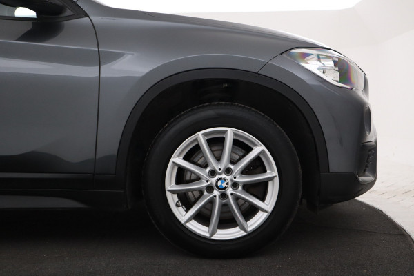BMW X1 sDrive20i High Executive 192 PK! Navigatie, Stoelverwarming