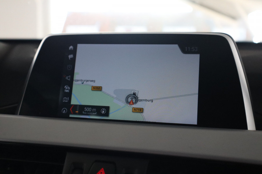 BMW X1 sDrive20i High Executive 192 PK! Navigatie, Stoelverwarming