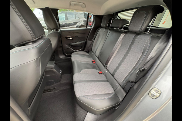 Peugeot 208 1.2 PureTech Allure Pack GARANTIE!, Groot NAVI, DIGITAAL DASH!