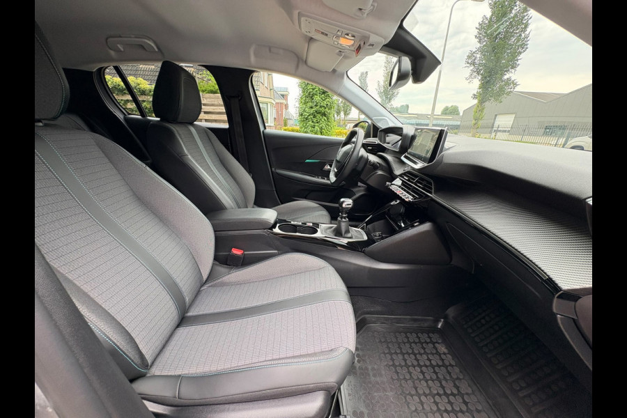 Peugeot 208 1.2 PureTech Allure Pack GARANTIE!, Groot NAVI, DIGITAAL DASH!