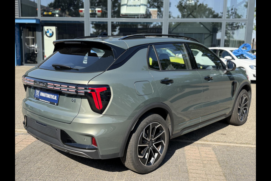 Lynk & Co 01 1.5 Core NIEUW MODEL!| VAN: 36.900,- VOOR 34.440,- UW WKVOORDEEL: 2.460,- | FABRIEKSGARANTIE T/M 2030! | CAMERA| STOELVERWARMING