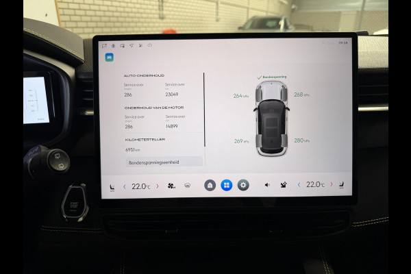 Lynk & Co 01 1.5 Core NIEUW MODEL!| VAN: 36.900,- VOOR 34.440,- UW WKVOORDEEL: 2.460,- | FABRIEKSGARANTIE T/M 2030! | CAMERA| STOELVERWARMING