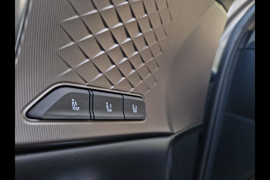 Kia Sorento 1.6 T-GDi Plug-in Hybrid 4WD ExecutiveLine 7p | Pano | Dodehoek Camera | Massage | LED | Leder |