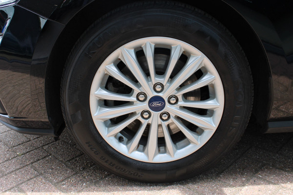 Ford FOCUS Wagon 1.0 EcoBoost Titanium Business | Trekhaak | Origin NL | Parkeersensor voor + achter | Carplay