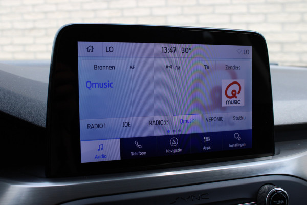 Ford FOCUS Wagon 1.0 EcoBoost Titanium Business | Trekhaak | Origin NL | Parkeersensor voor + achter | Carplay
