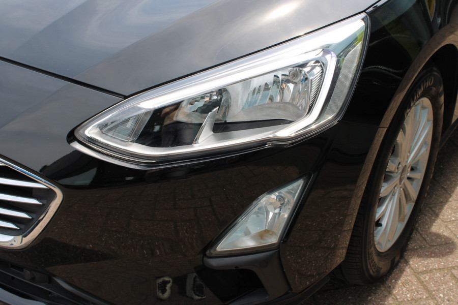 Ford FOCUS Wagon 1.0 EcoBoost Titanium Business | Trekhaak | Origin NL | Parkeersensor voor + achter | Carplay