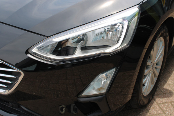 Ford FOCUS Wagon 1.0 EcoBoost Titanium Business | Trekhaak | Origin NL | Parkeersensor voor + achter | Carplay