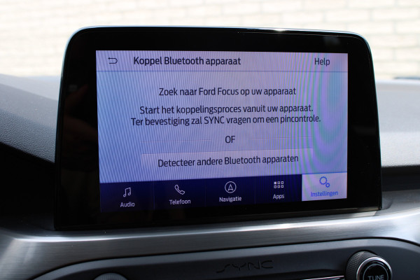 Ford FOCUS Wagon 1.0 EcoBoost Titanium Business | Trekhaak | Origin NL | Parkeersensor voor + achter | Carplay