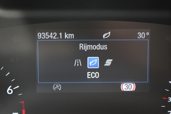 Ford FOCUS Wagon 1.0 EcoBoost Titanium Business | Trekhaak | Origin NL | Parkeersensor voor + achter | Carplay