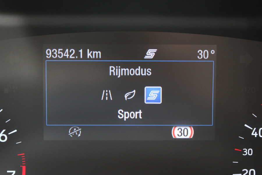 Ford FOCUS Wagon 1.0 EcoBoost Titanium Business | Trekhaak | Origin NL | Parkeersensor voor + achter | Carplay