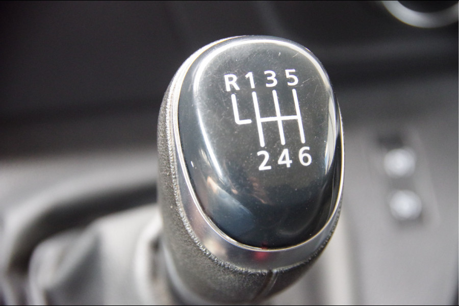 Renault Master 2.3 dCi L1H1 150PK, TREKHAAK, CAMERA, NAVI, CRUISE, AIRCO, PARKEERSENSOREN