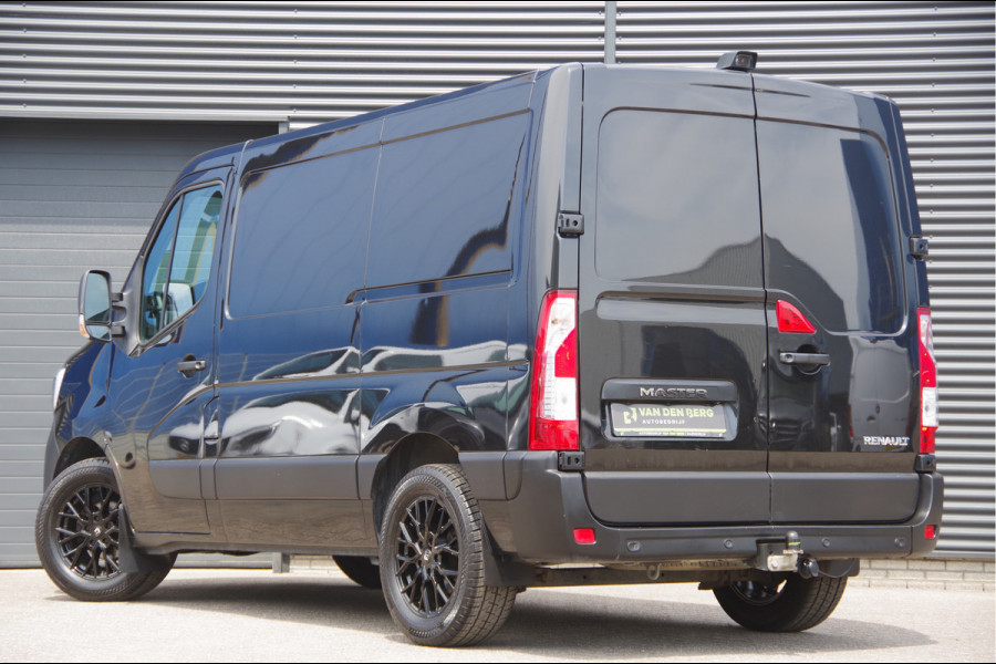 Renault Master 2.3 dCi L1H1 150PK, TREKHAAK, CAMERA, NAVI, CRUISE, AIRCO, PARKEERSENSOREN