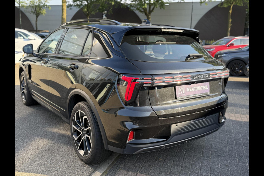 Lynk & Co 01 1.5 Core NIEUW MODEL!| VAN: 36.900,- VOOR 34.440,- UW WKVOORDEEL: 2.460,- | FABRIEKSGARANTIE T/M 2030! | CAMERA| STOELVERWARMING