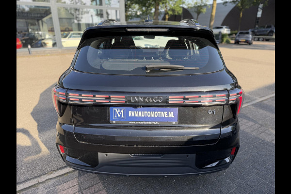 Lynk & Co 01 1.5 Core NIEUW MODEL!| VAN: 36.900,- VOOR 34.440,- UW WKVOORDEEL: 2.460,- | FABRIEKSGARANTIE T/M 2030! | CAMERA| STOELVERWARMING