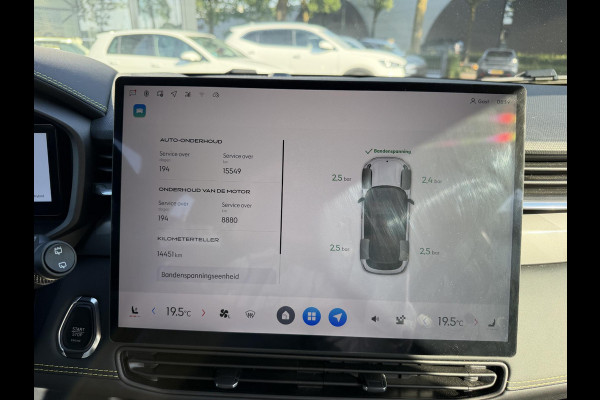 Lynk & Co 01 1.5 Core NIEUW MODEL!| VAN: 36.900,- VOOR 34.440,- UW WKVOORDEEL: 2.460,- | FABRIEKSGARANTIE T/M 2030! | CAMERA| STOELVERWARMING