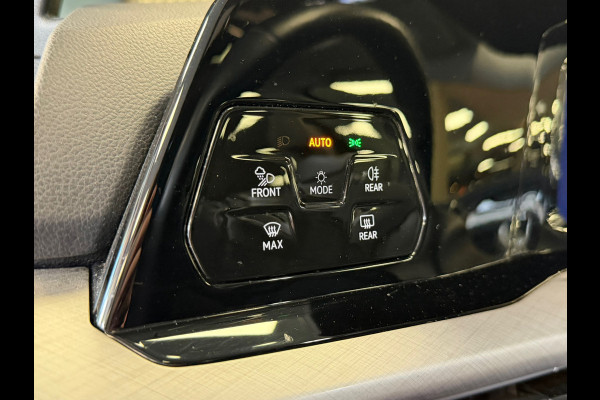 Volkswagen Golf 1.5 eTSI DSG PANO MASSAGE CAMERA VIRTUAL COCKPIT SFEERVERLICHTING STOELVERWARMING NAVIGATIE CRUISE
