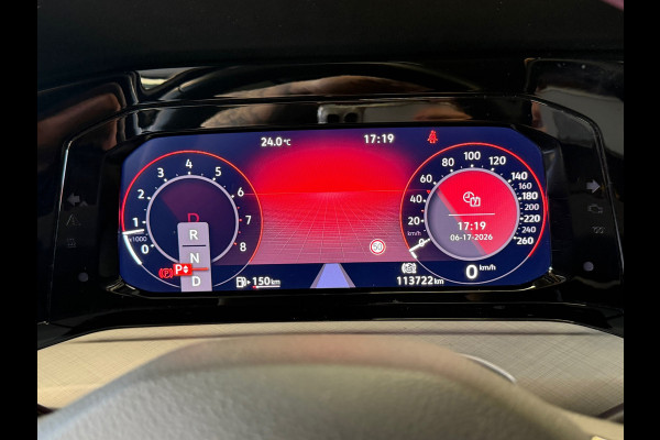 Volkswagen Golf 1.5 eTSI DSG PANO MASSAGE CAMERA VIRTUAL COCKPIT SFEERVERLICHTING STOELVERWARMING NAVIGATIE CRUISE