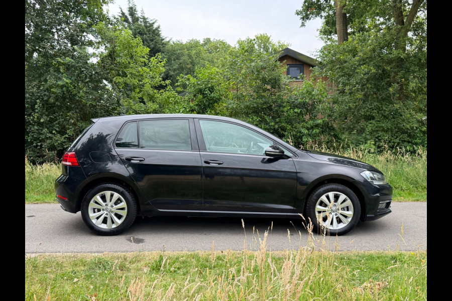 Volkswagen Golf 1.0 TSI Comfortline | Adaptief Cruise + Airco + Carplay Nu € 11.650,-!!!