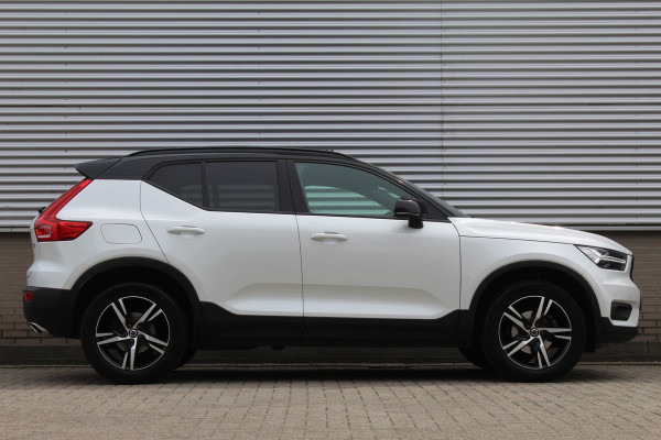 Volvo XC40 1.5 T3 R-Design | Panoramadak | Dealer onderhouden | Harman Kardon | Navigatie | Stoelverwarming