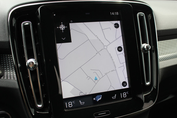 Volvo XC40 1.5 T3 R-Design | Panoramadak | Dealer onderhouden | Harman Kardon | Navigatie | Stoelverwarming