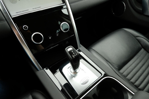 Land Rover Discovery Sport P300e 1.5 S 309 PK | 360 graden camera | Lederen bekleding | Elektrische Stoelen | Navigatie | DAB