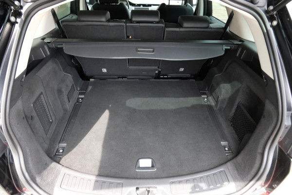 Land Rover Discovery Sport P300e 1.5 S 309 PK | 360 graden camera | Lederen bekleding | Elektrische Stoelen | Navigatie | DAB