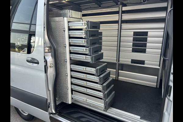 Mercedes-Benz Sprinter 315 CDI L2 H1 RWD 3500KG Trekhaak / BOTT Inrichting / MBUX 10.25 / Navigatie / Cruise control / Airco / 270 Graden achterdeuren