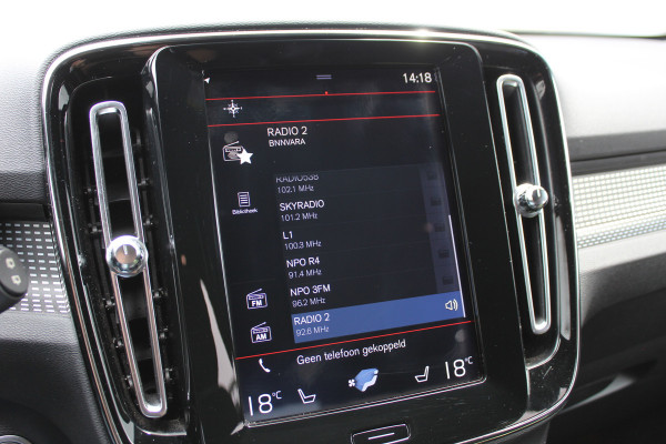 Volvo XC40 1.5 T3 R-Design | Panoramadak | Dealer onderhouden | Harman Kardon | Navigatie | Stoelverwarming
