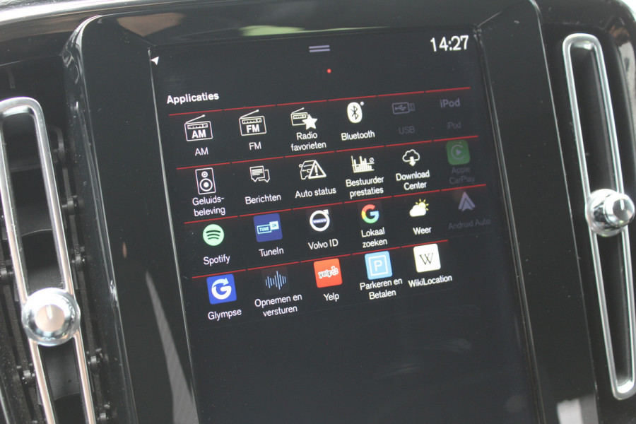 Volvo XC40 1.5 T3 R-Design | Panoramadak | Dealer onderhouden | Harman Kardon | Navigatie | Stoelverwarming