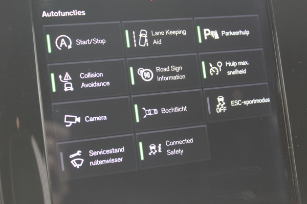 Volvo XC40 1.5 T3 R-Design | Panoramadak | Dealer onderhouden | Harman Kardon | Navigatie | Stoelverwarming