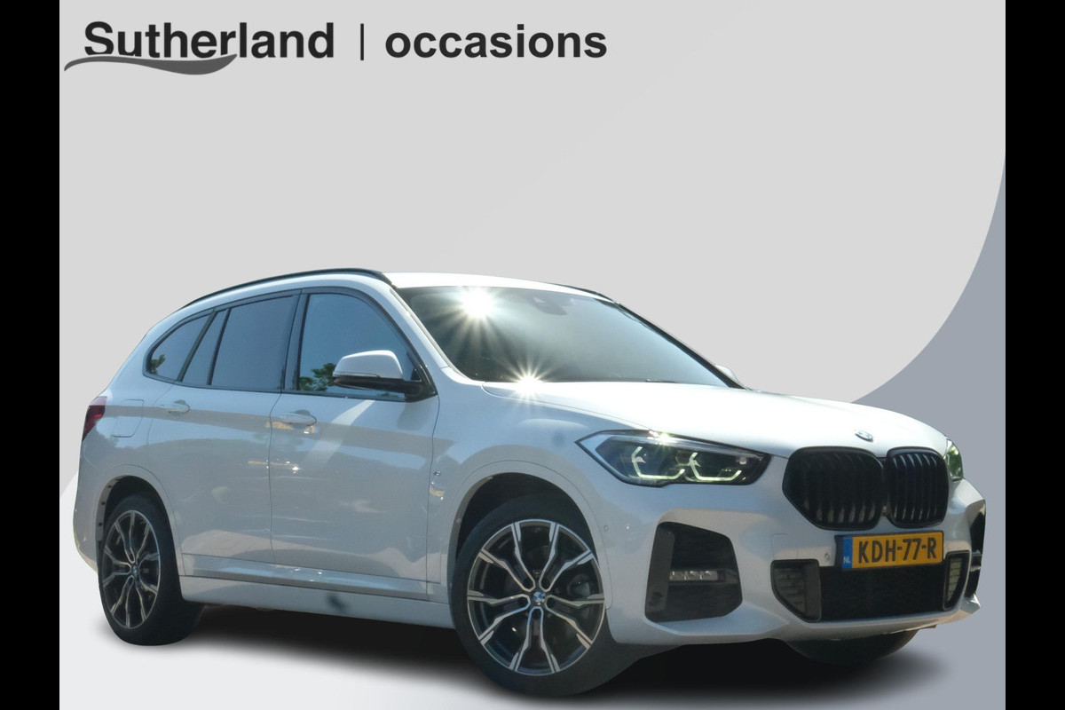 BMW X1 xDrive25e M Sport 220 PK | M-Sport | Trekhaak | 19 inch | Camera | Sportstoelen | Stoelverwarming | Adaptive Led | Elektrische achterklep